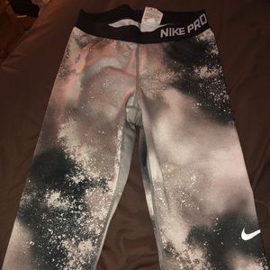 Nike Pro Crop Leggings